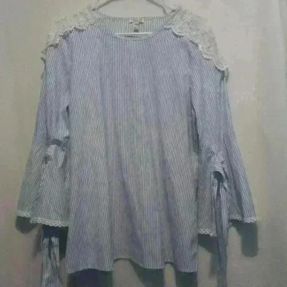 Spense blouse, blue and white stripe, embroidered shoulder cotton blend size L - Picture 1 of 4